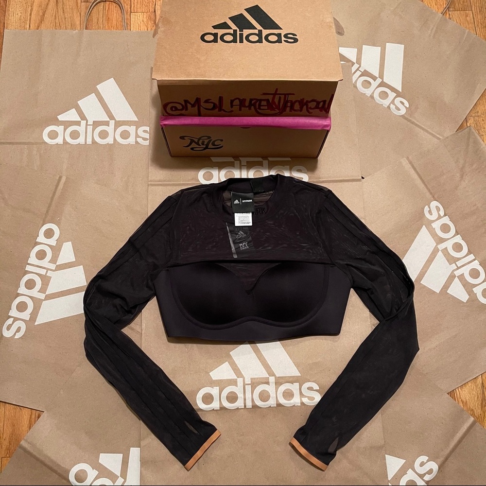 IVY PARK 👑🐝 Adidas 🖤 The Drip: Mesh Crop Top
